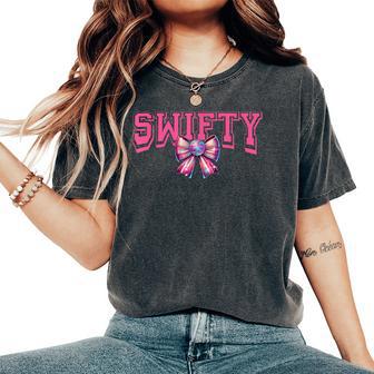Taylor Personalized Name I Love Taylor Girl 70S Disco Bow Women's Oversized Comfort T-Shirt - Thegiftio UK