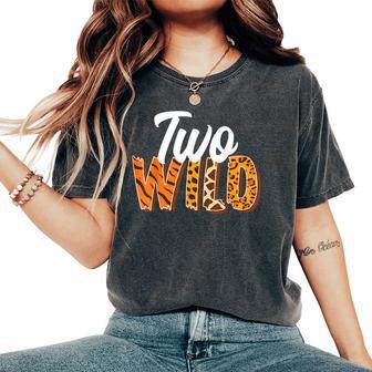 Two Wild 2Nd Birthday Family Zoo Animal Theme Baby Boy Girl Women's Oversized Comfort T-Shirt - Thegiftio UK