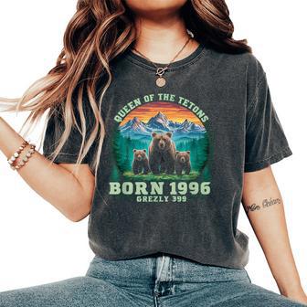 Vintage Queen Of The Tetons Grizzly 399 National Park Bear Women's Oversized Comfort T-Shirt - Thegiftio UK