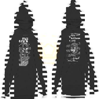 It's A Mitnick Thing You Wouldn't Understand Personalized Last Name Mitnick Family Crest Coat Of Arm Hoodie | Seseable UK