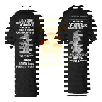 Champignon Drôle Cèpes Un Cueilleur De Champignons T-Shirt - Cadeauxyz