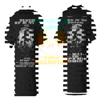 Champion Du Monde De Cache-Cache T-Shirt - Cadeauxyz