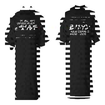 Final Chapter Class Of 2025 Senior Retro Seniors 2025 T-Shirt - Thegiftio UK