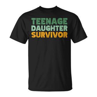 Nage Daughter Survivor Retro T-Shirt - Geschenkecke