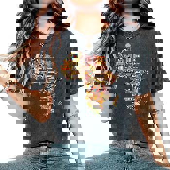 Grande Mère Et Sa Petite Fille Africaine Souriante En Pagne Wax - Photo