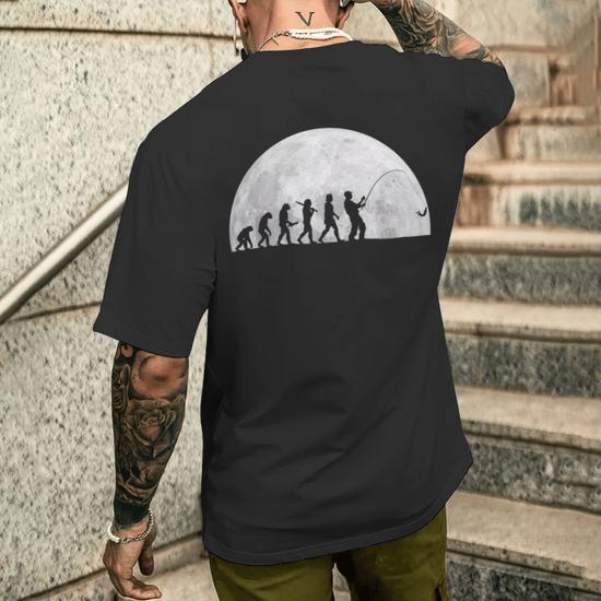 T-shirt Pesca Uomo 'Evoluzione Del Pescatore' - Maglietta Divertente Per Pescatori - Regalo Pesca