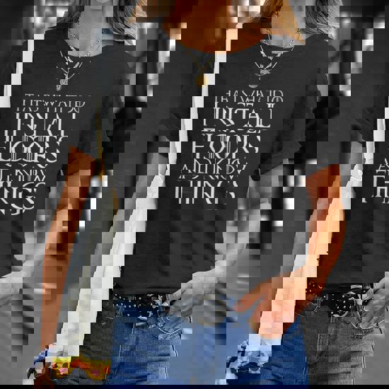 That's What I Do I Install Floors And I Know Things T-Shirt That's What I Do I Install Floors And I Know Things T-Shirt