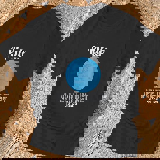 Pluto Never Forget T-Shirt Funny Science Geek Nerd Tee Gift Pluto Never Forget T-Shirt Funny Science Geek Nerd Tee Gift