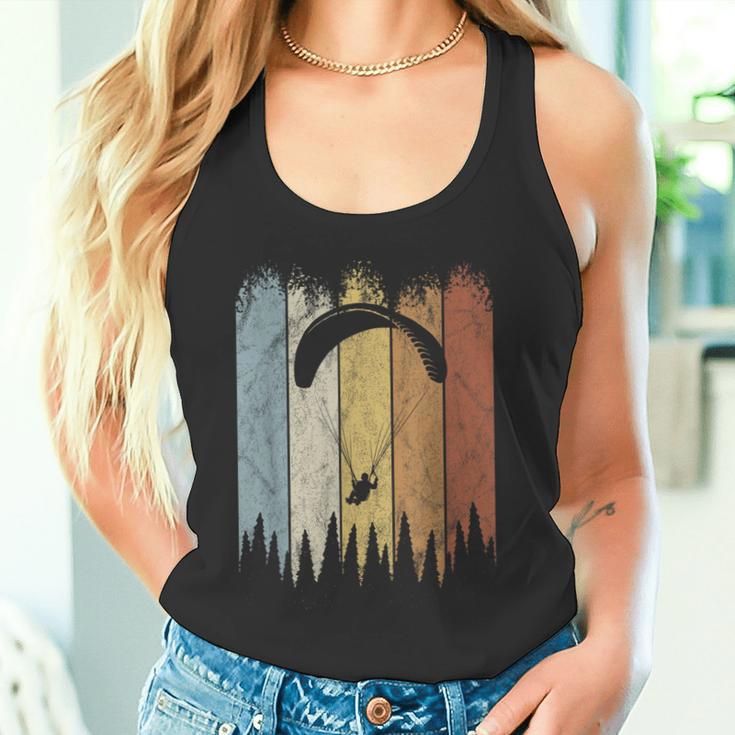 80S Retro Paragliding Silhouette Skydiving Paragliding Tank Top