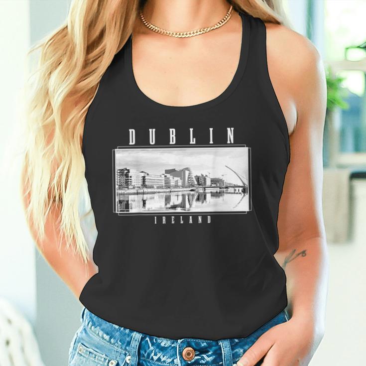 Dublin Irelandintage Souvenir Skyline Uk Dublin Tank Top