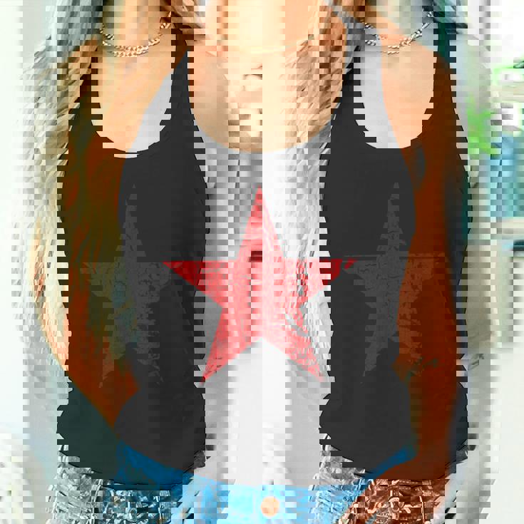 Estrella Roja Envejecida Grunge Estrella Roja De Colorintage Camiseta sin mangas