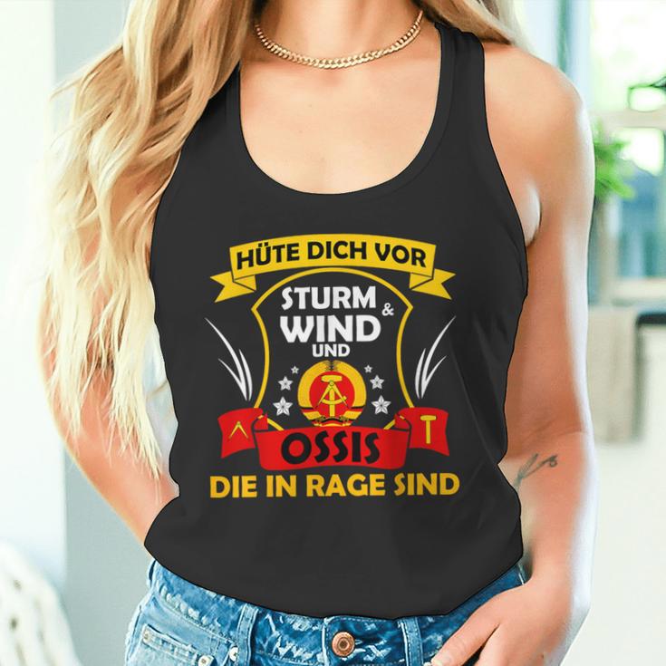 Hüte Dichor Sturm & Wind & Ossis Die In Rage Sind Ddr Ost Tank Top