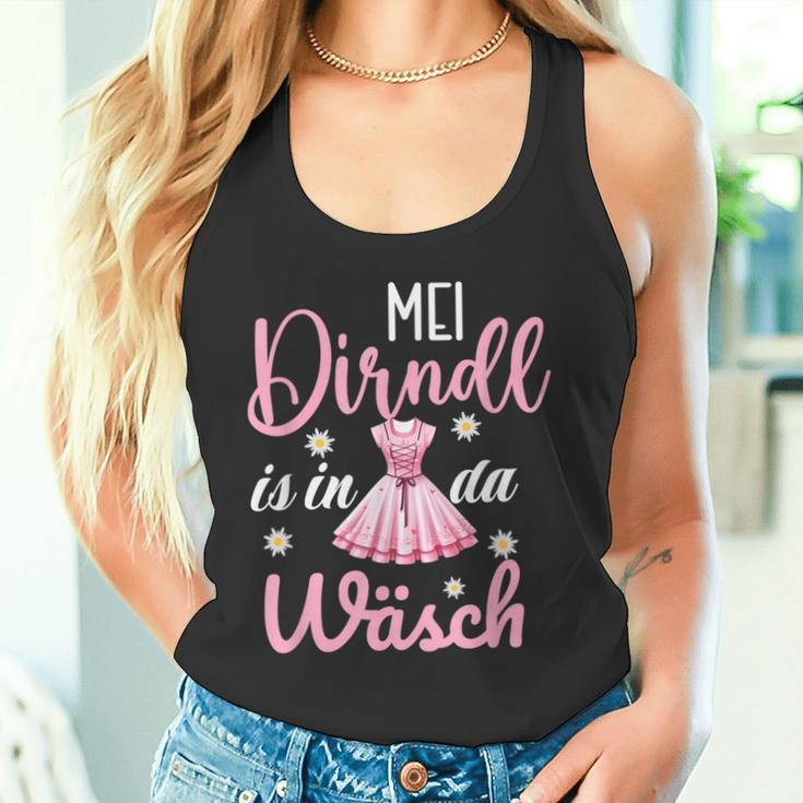 Mei Dirndl Is In Da Wäsch Oktoberfest Costume Tank Top