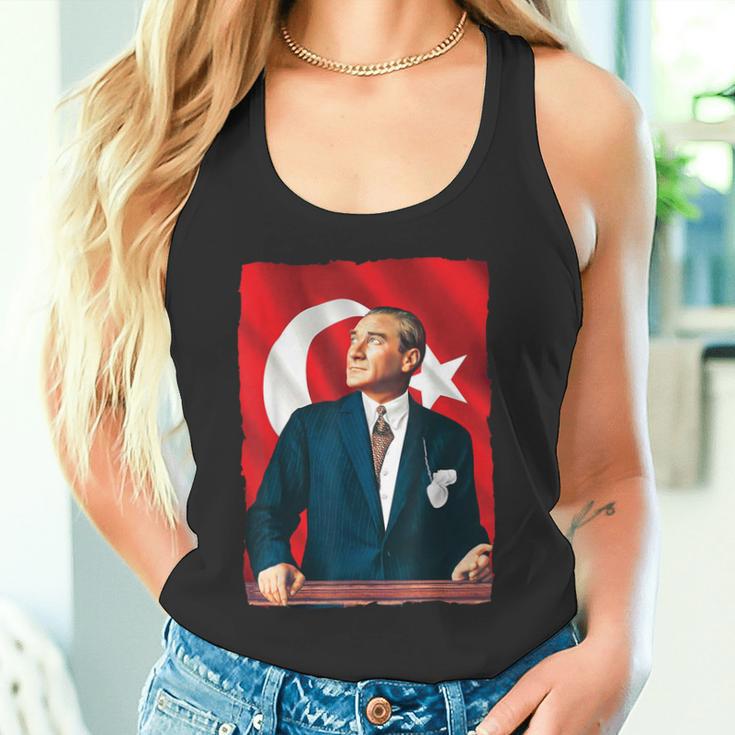 Mustafa Kemal Atatürk And Flag Tank Top