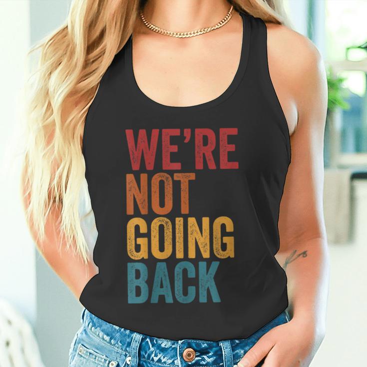 Wir Gehen Nicht Zurückintage Distressed Kamala Harris 2024 Tank Top