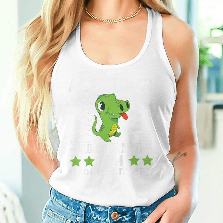 Children's Dino Achtung Hier Kommt Ein Kindergartenkind Kindergarten Kindergarten Tank Top