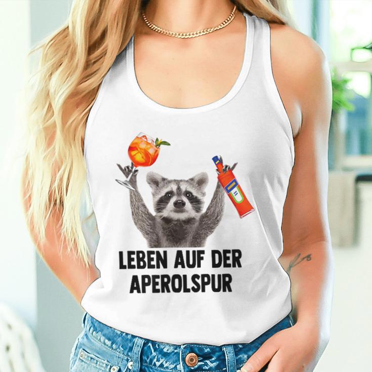 Leben Auf Der Aperolspur Raccoon Meme Racoon Pedro Spritz Tank Top