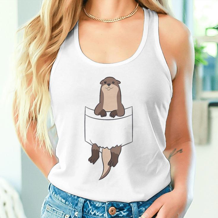 With Otter In Der Tasche Seeotter Liebe Otter Gray Tank Top