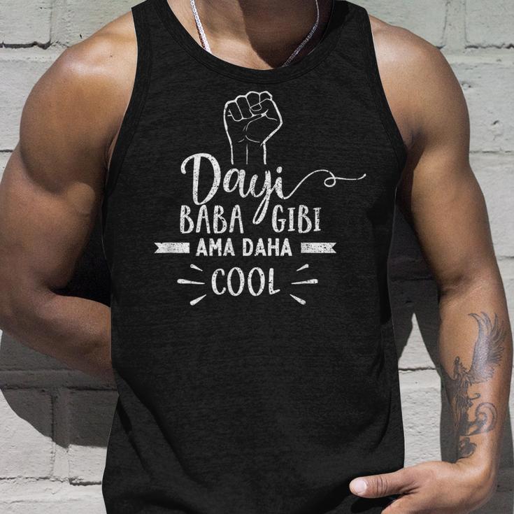 Dayi Baba Gibi Ama Daha Cool Tank Top Geschenke für Ihn