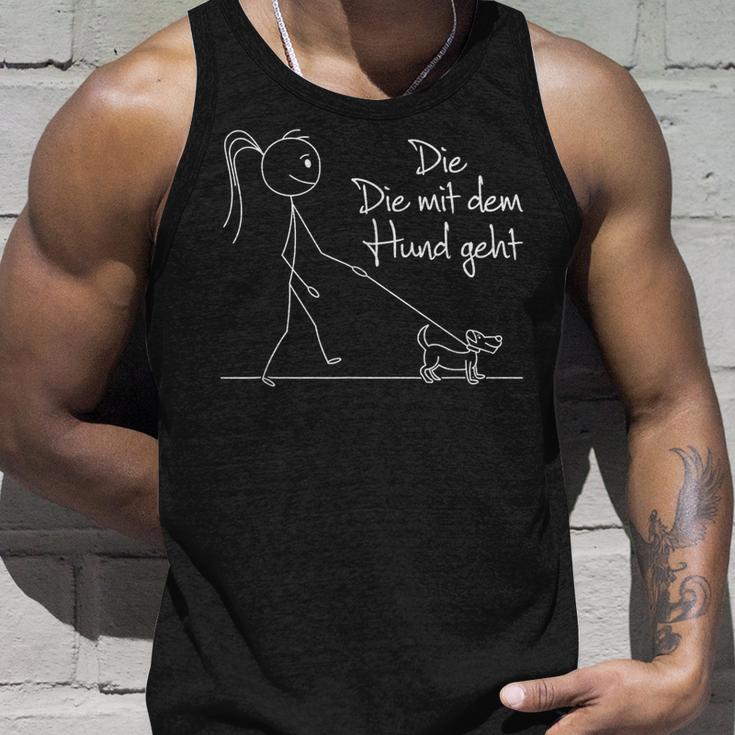 Die Mit Dem Hund Geht Hundebesitzerin Dog Lover Tank Top Geschenke für Ihn