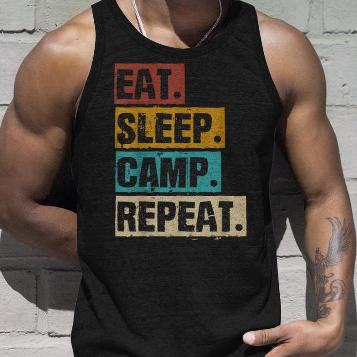 Eat Sleep Camp Repeat -Intage Outdoor Camping Camper Tank Top Geschenke für Ihn