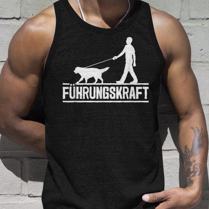 Führungskraft Dog Leading Dog Owner Dog Lover Tank Top Geschenke für Ihn