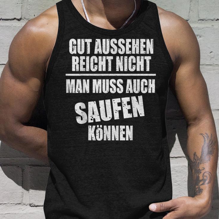 Fun Gut Sehen Reichnicht Man Muss Auch Saufen Kann S Tank Top Geschenke für Ihn