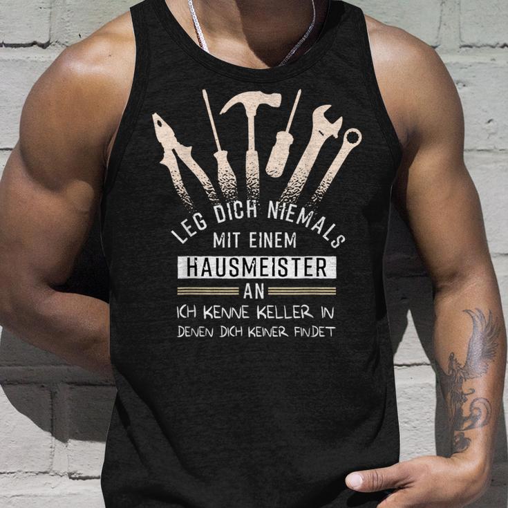 Caretaker School Housekeeper Tank Top Geschenke für Ihn