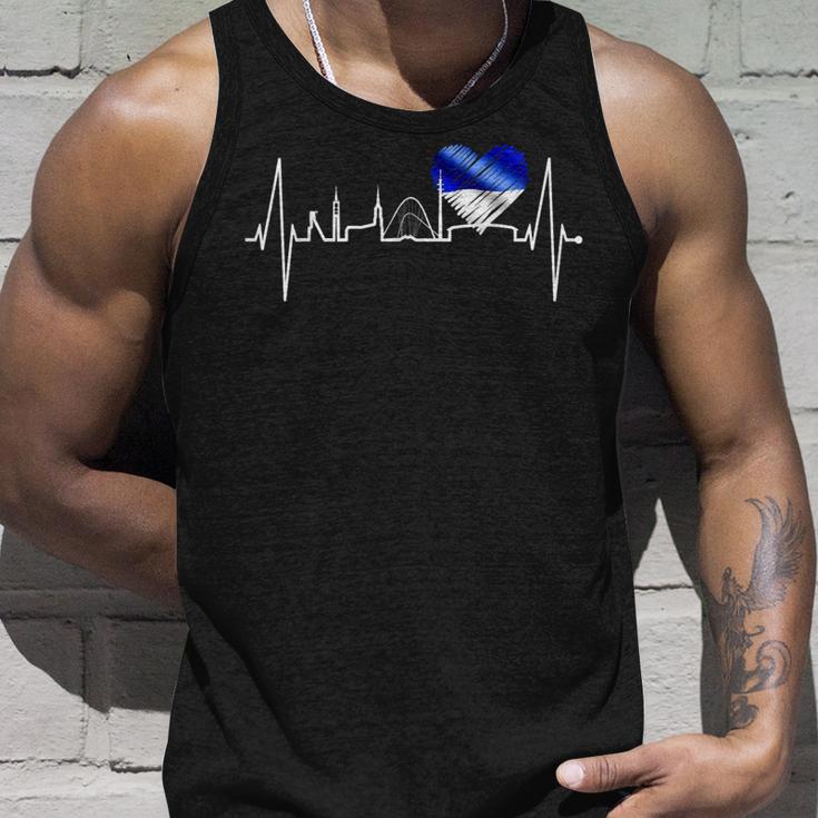 Gelsenkirchen Skyline Heartbeat Fan Heart Love Ruhrgebiet S Tank Top Geschenke für Ihn