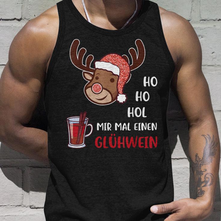 Ho Ho Hol Mir Einen Glühwein Christmas Reindeer Rudolf Tank Top Geschenke für Ihn