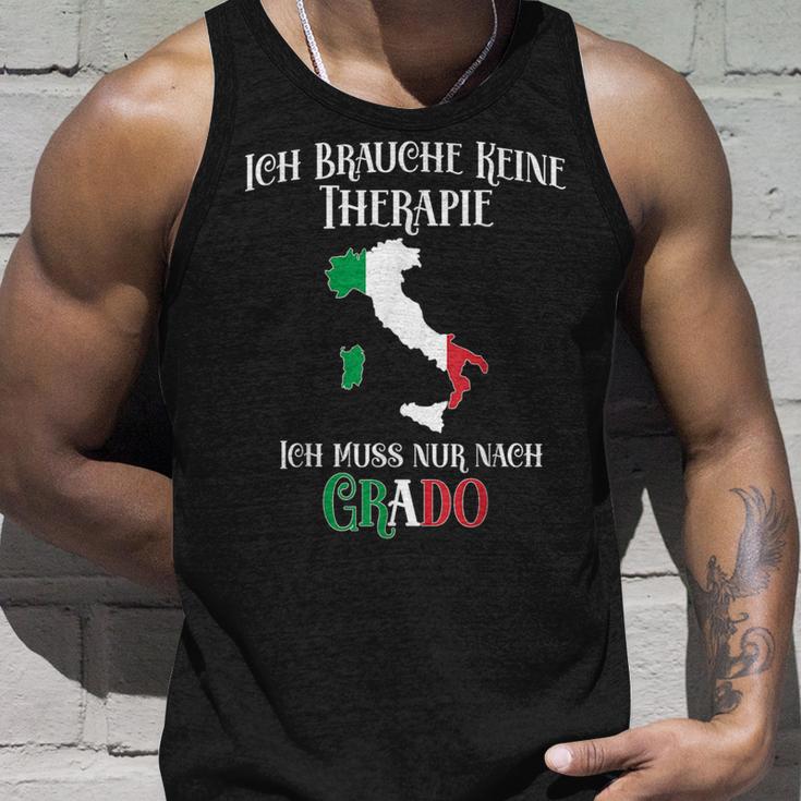 Ich Brauche Keine Therapie Ich Muss Nur Nach Grado Ich Brauche Tank Top Geschenke für Ihn