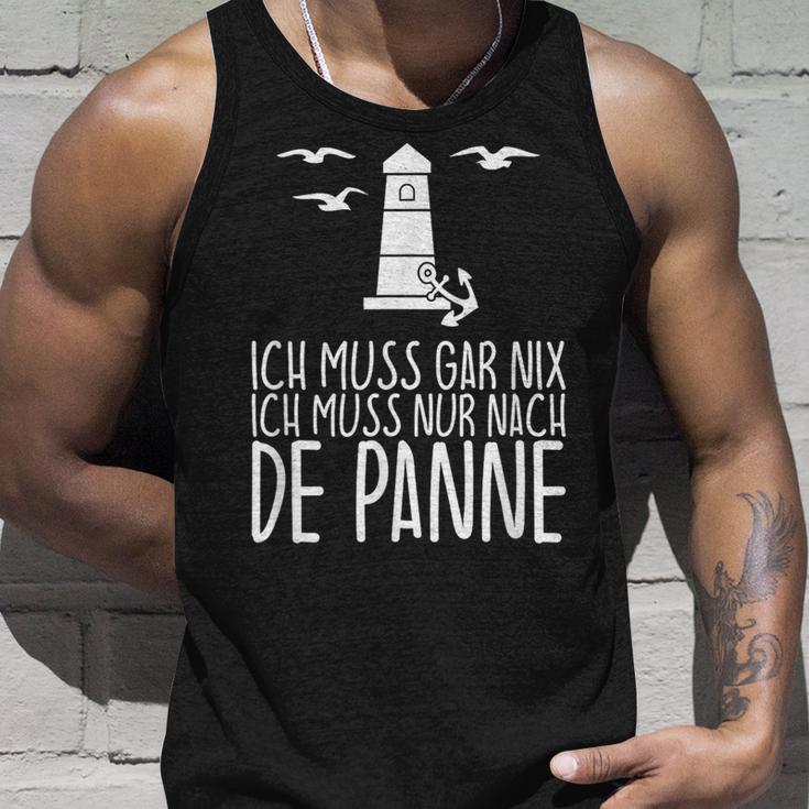 Ich Muss Gar Nix Ich Muss Nur Nach De Panne Tank Top Geschenke für Ihn