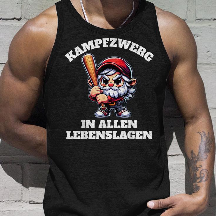 Kampffzwerg In Allen Lebenslagen Tank Top Geschenke für Ihn