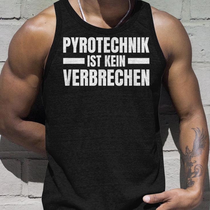 Pyrotechnik Ist Keinerbrechen For Football Fans Tank Top Geschenke für Ihn