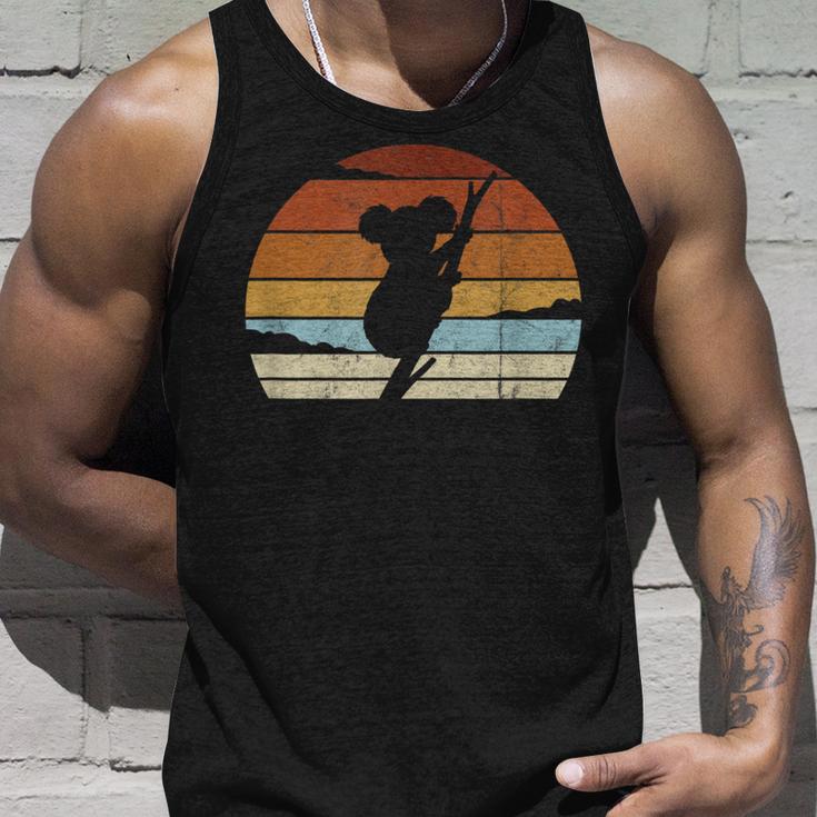 Retro Sunset Koala Bear Silhouette Baggy Koala Tank Top Geschenke für Ihn