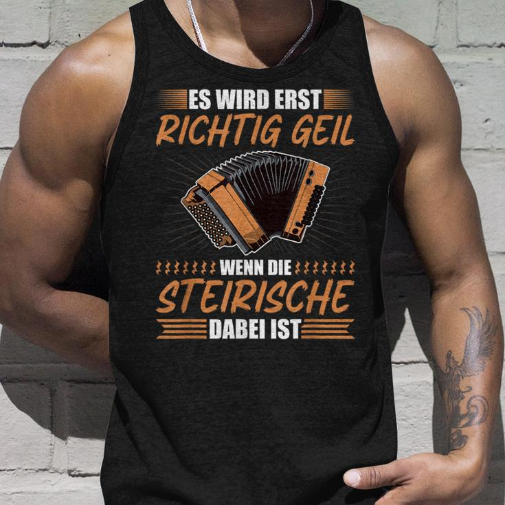 Richtig Geil Wenn Steirian Harmonika Dabei Ist Squeeze S Tank Top Geschenke für Ihn