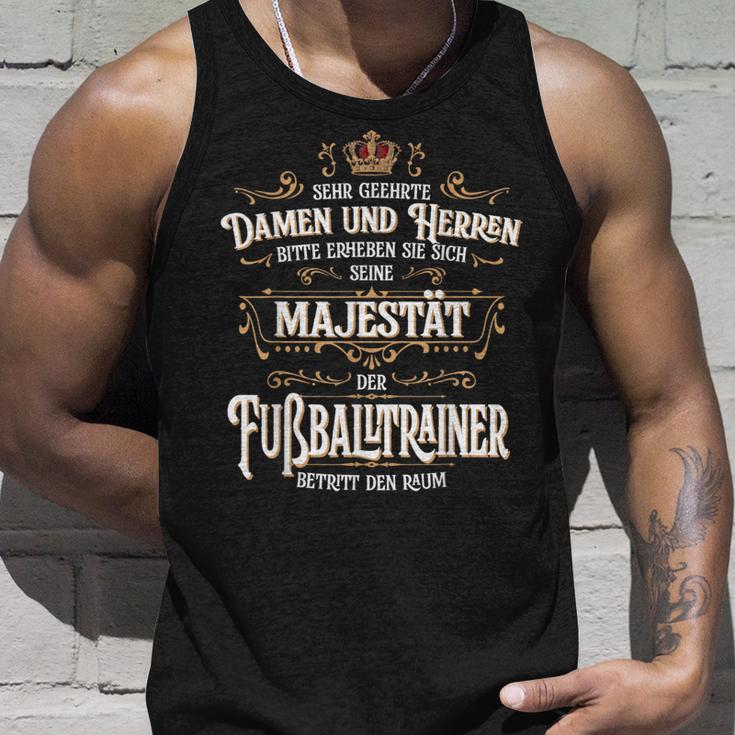 Seine Majestät Fußballtrainer Betritt Raum Werf German Tank Top Geschenke für Ihn