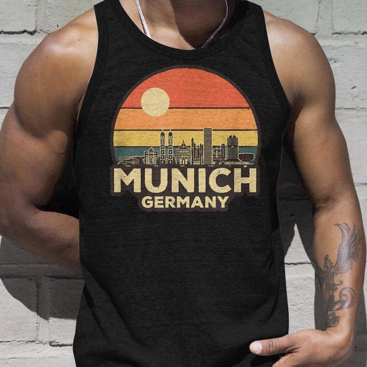 Vintage Munich Skyline Tank Top Geschenke für Ihn