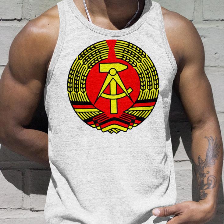 Ddr Flag Hammer And Compass Idea Tank Top Geschenke für Ihn