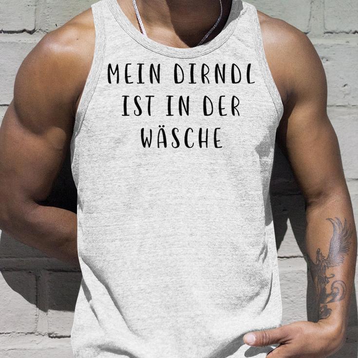 Mein Dirndl Ist In Der Wäschen Tank Top Geschenke für Ihn