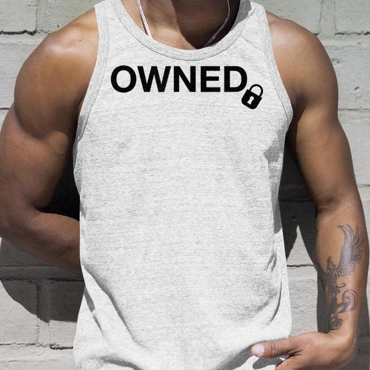 Owned Cuckold And Swinger Lifestyle Tank Top Geschenke für Ihn