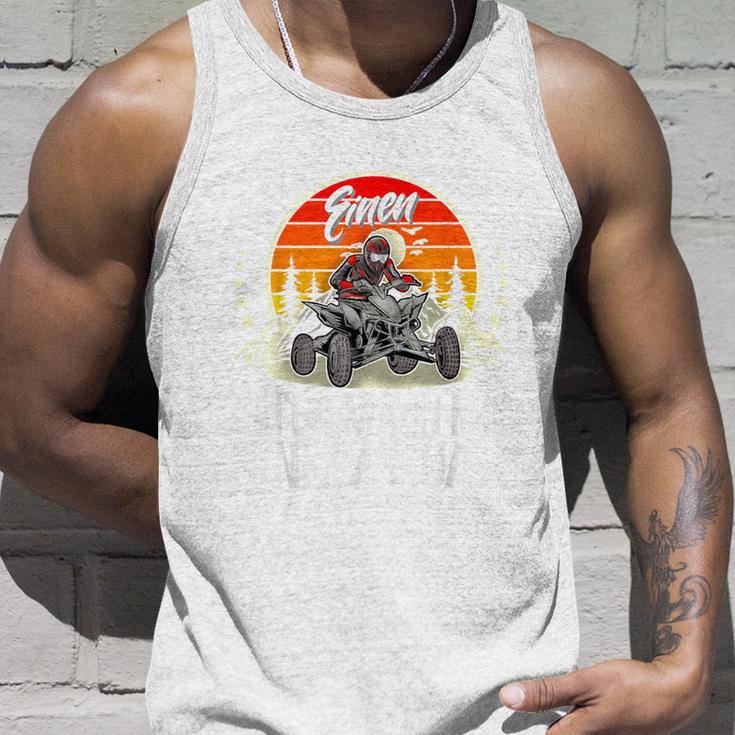 Unterschätze Niemlas Einen Alten Mann Mit Einem Quad I Atv Gray Tank Top Geschenke für Ihn