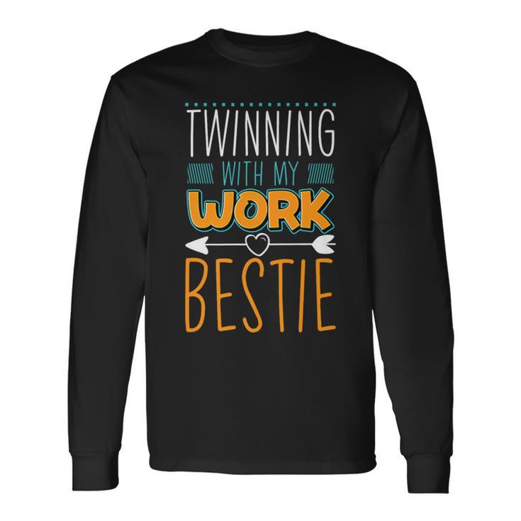 twin-matching-best-friend-