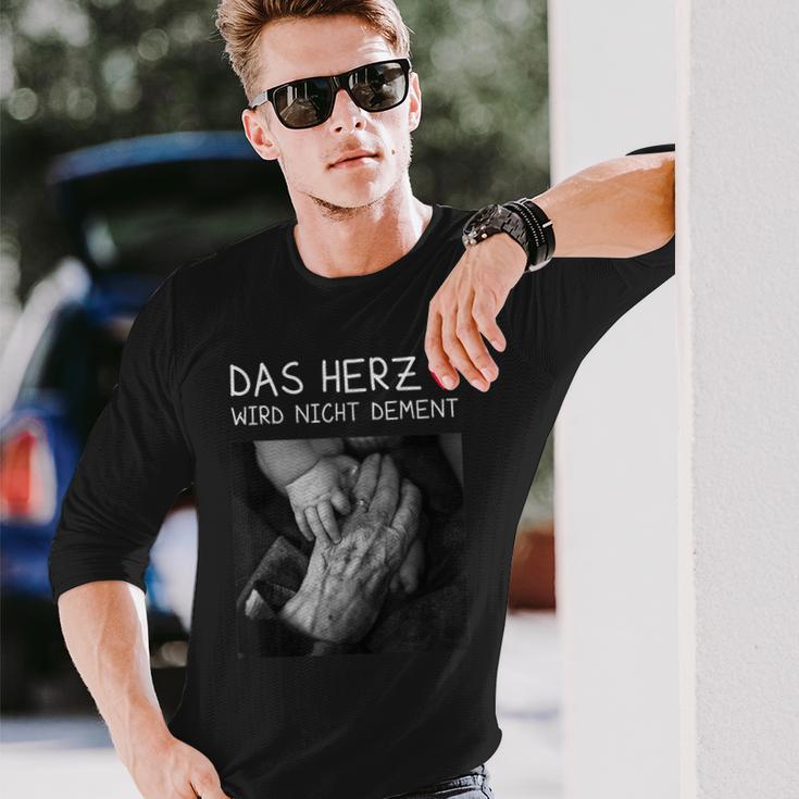 Das Herz Wird Nicht Dement S Langarmshirts Geschenke für Ihn