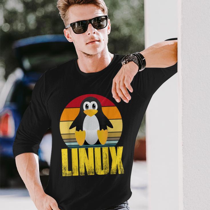 Linux Retrointage Penguin Nerd Sky And Geek Coding Langarmshirts Geschenke für Ihn