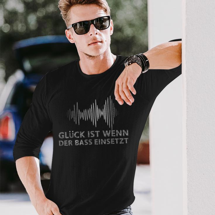 Rave Hardtekk Gabber Glück Ist Wenn Der Bass Einsetzsetzt Langarmshirts Geschenke für Ihn