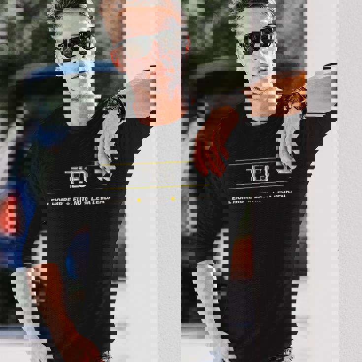 Teo El Hombre El Mito La Leyenda Nombre Ropa Camiseta de manga larga  Regaloses US