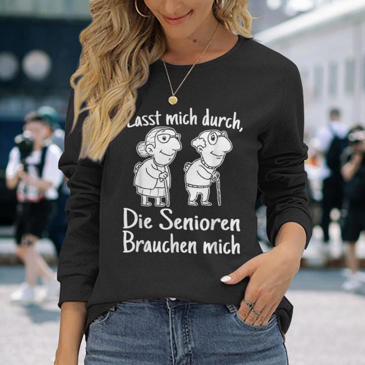 Altenpfleger I Lasst Mich Durch Die Senioren Brauchen Mich Langarmshirts Geschenke für Sie