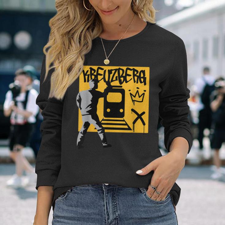 Berlin Kreuzberg Friedrichshain District Graffiti Crown U-Bahn Langarmshirts Geschenke für Sie