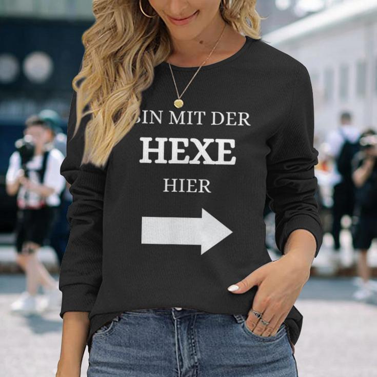 Bin Mit Der Hexe Hier Wizard Langarmshirts Geschenke für Sie